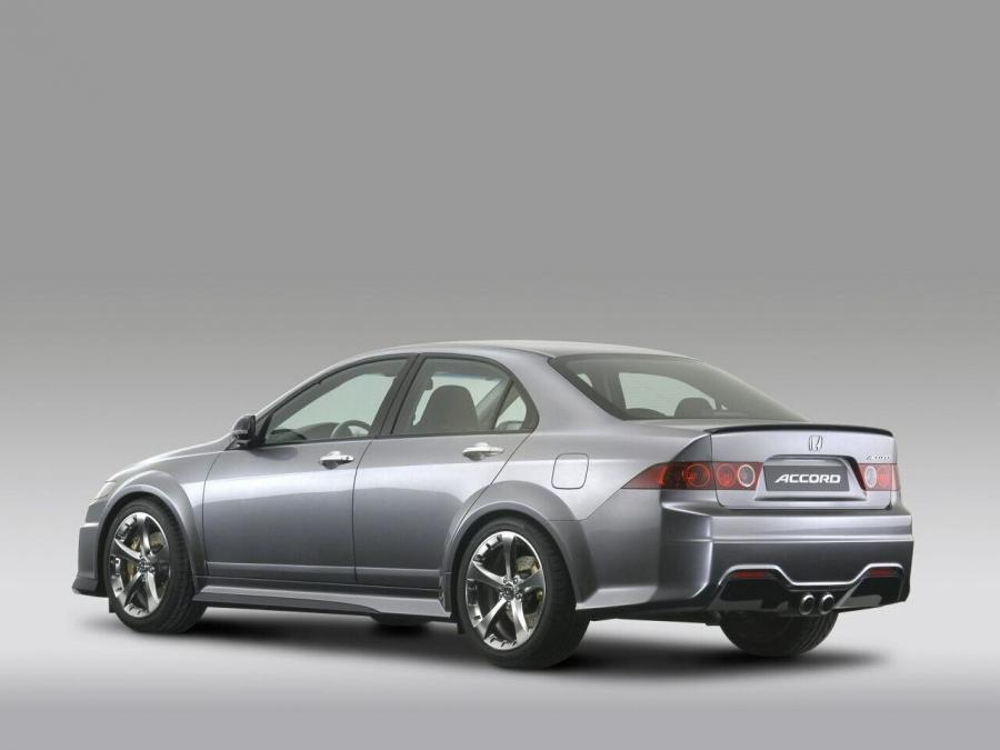  Honda Accord Mustec Concept 2003 года  (фото 3 из 5)